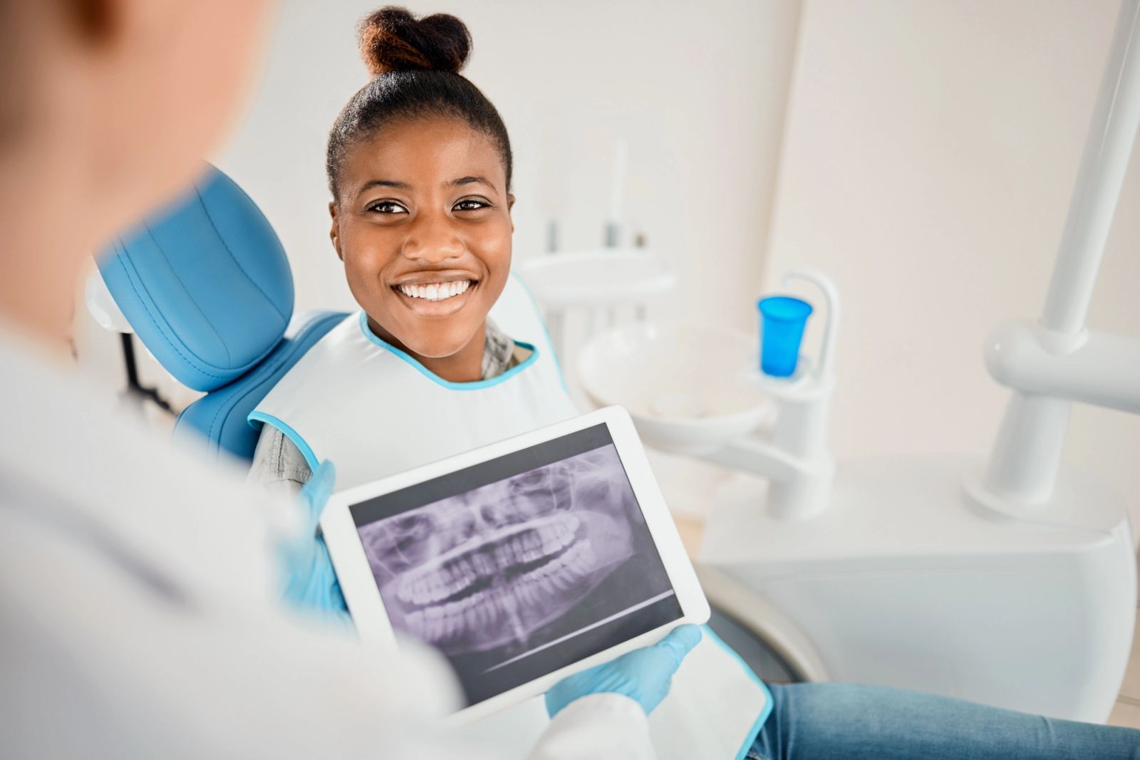 Featured image for Digital X-Rays, Clear Answers: See What Your Smile Is Hiding (In a Good Way)
